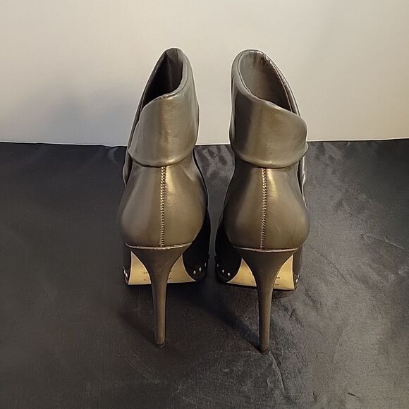 ALDO LEATHER STUDDED DETAILING ROUND TOE WOMEN"S HIGH HEEL STILETTOS ANKLE BOOTS - Picture 10 of 16